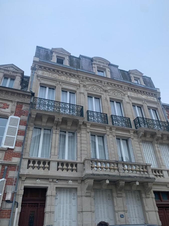 L Oote Appart Épernay Exterior foto